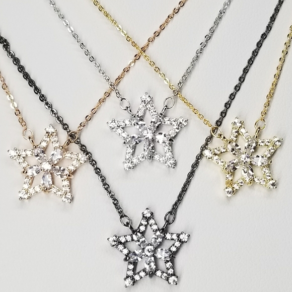 💖 New in Gift Box 🎁 CZ Diamond Necklace - Picture 7 of 10